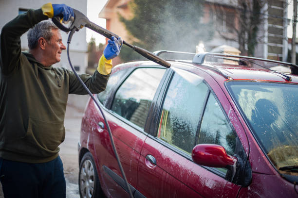 Best Concrete Pressure Washing  in Versailles, MO